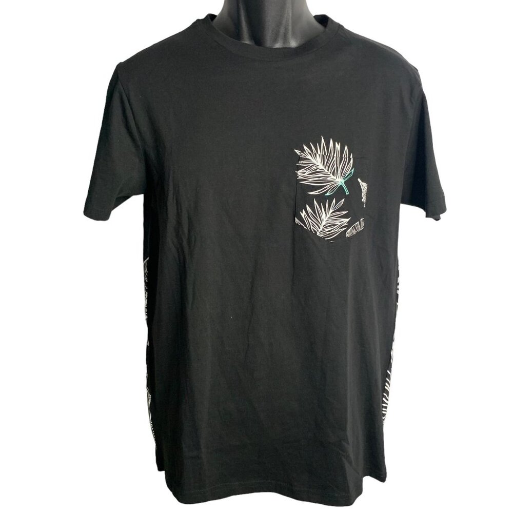 Craft & Flow Crewneck Graphic T Shirt S Black Leaves Short Sleeves Pocket NEW